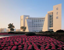 學校發(fā)電機應用